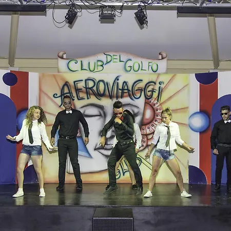 Mclub Del Golfo Hotel 4*