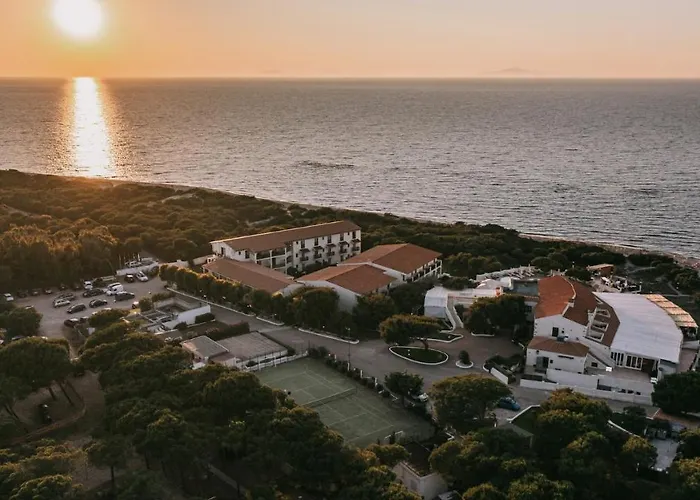 Mclub Del Golfo Hotel