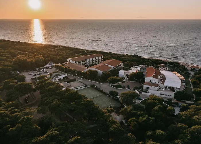 Mclub Del Golfo Hotel