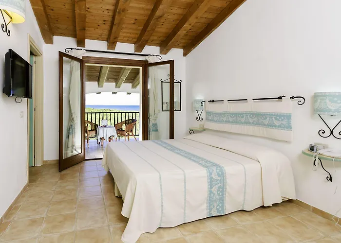 Mclub Del Golfo Hotel 4*